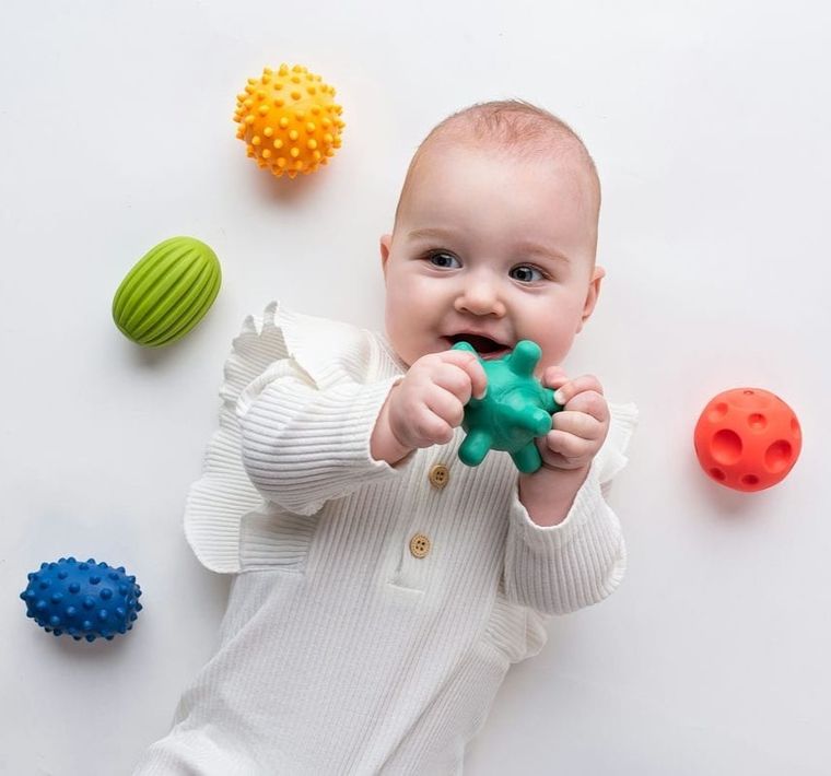 Mom's Care, pastelowe piłeczki sensoryczne, 5 szt.