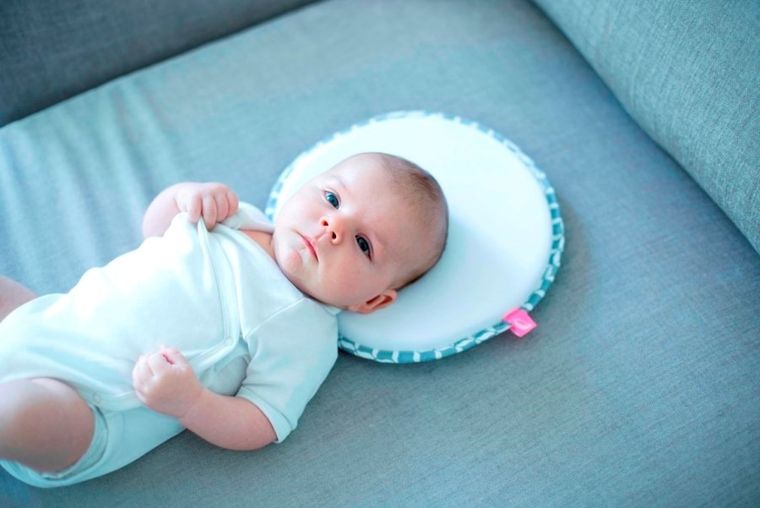 Motherhood, Classics Niebieski, ergonomiczna poduszka stabilizująca dla niemowląt