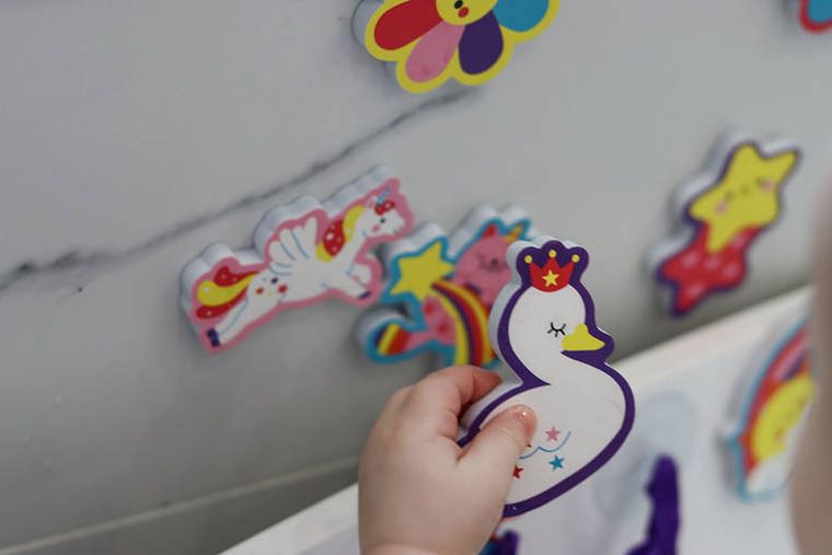 Mudpuppy, Marzenia jednorożca, piankowe figurki do kąpieli, 20 elementów