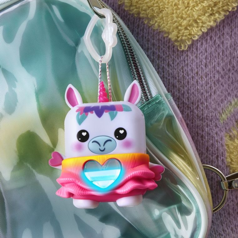 Nano-Mals, Jednorożec Meadowmist, figurka elektroniczna