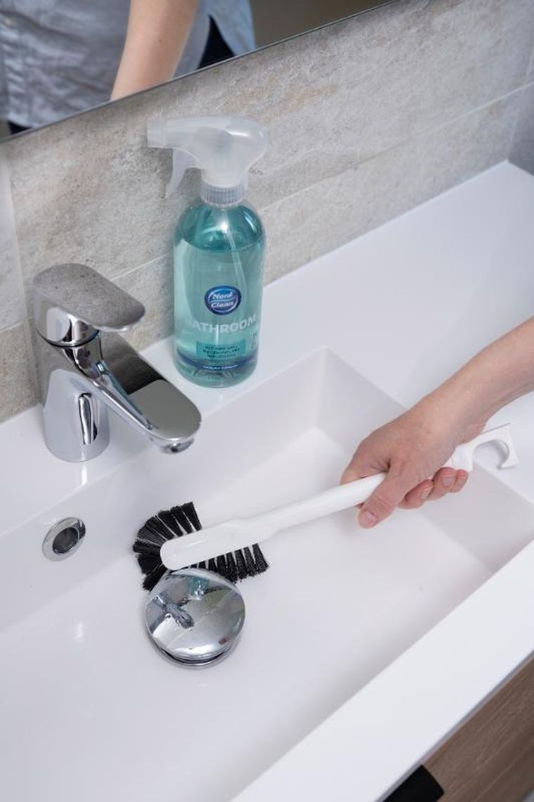 Nord Clean, szczotka do szorowania z długą rączką