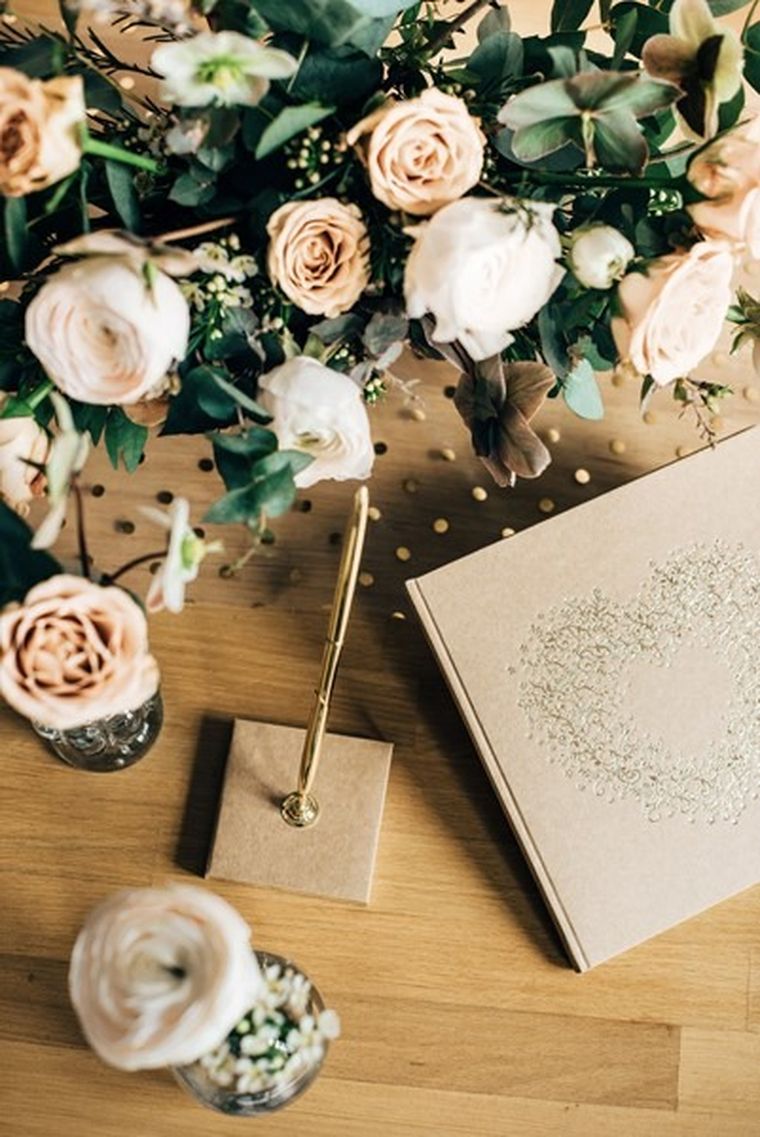 PartyDeco, księga gości weselnych, 20,5-20,5 cm, kraft, 22 kartki