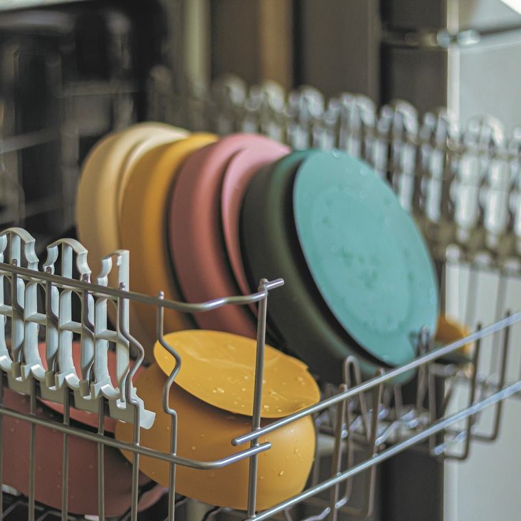 Petite&Mars, Take&Match, silikonowy talerzyk z przyssawką, Misty Green, 6m+