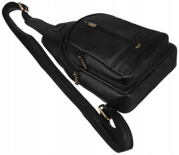 Plecak, czarny, skórzany, Peterson