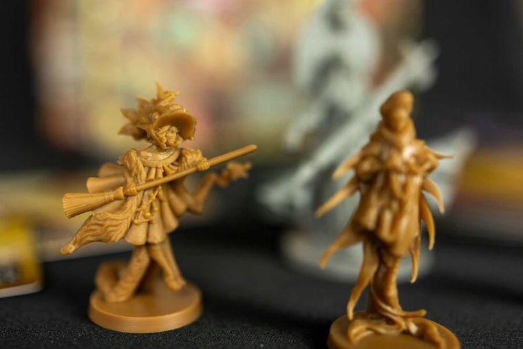 Portal Games, Massive Darkness 2: Mnisi i Nekromanci vs Znakomit, dodatek do gry