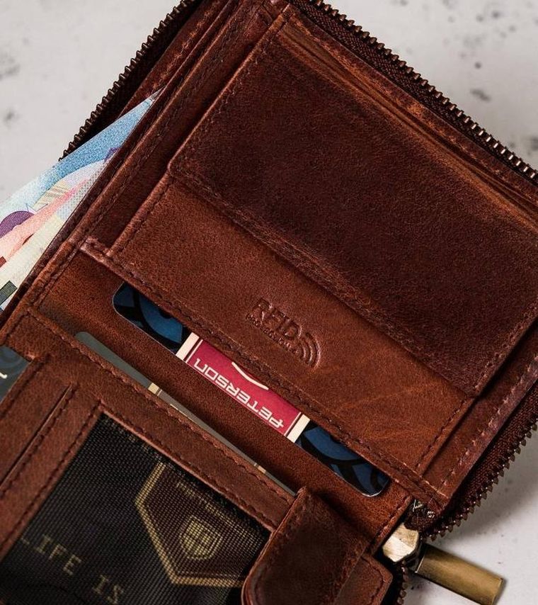 Portfel, brązowy, skórzany, Peterson