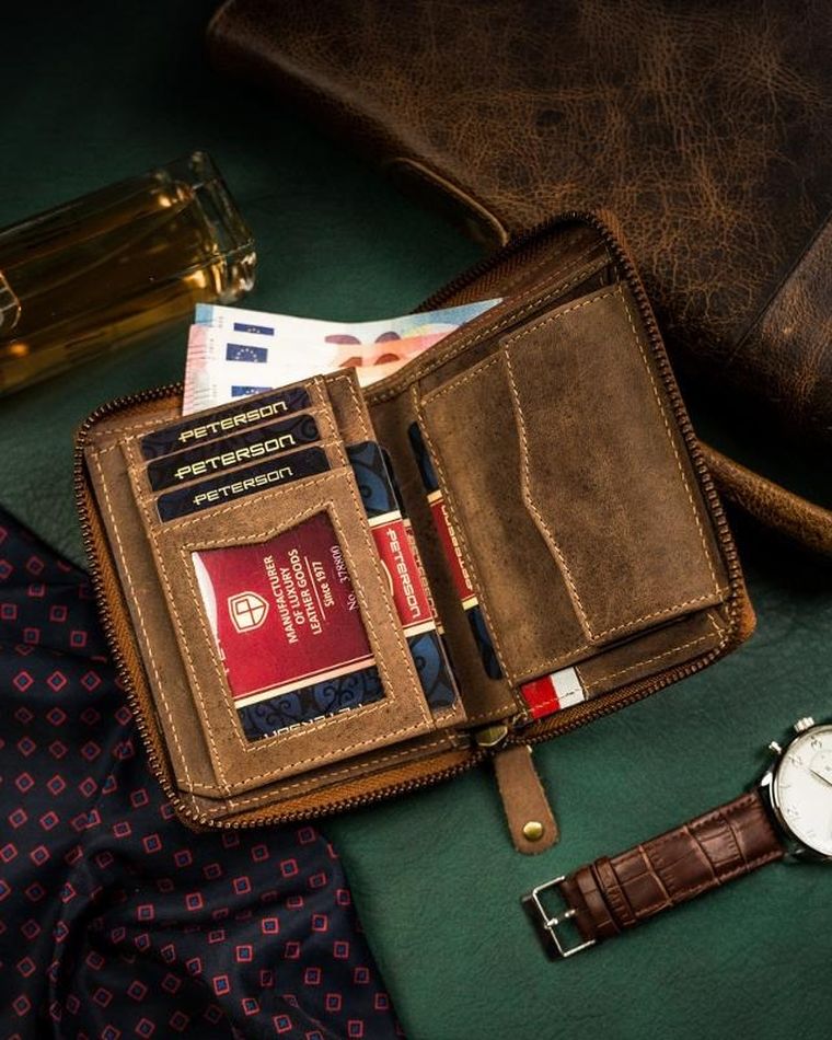 Portfel, brązowy, skórzany, RFID, Peterson