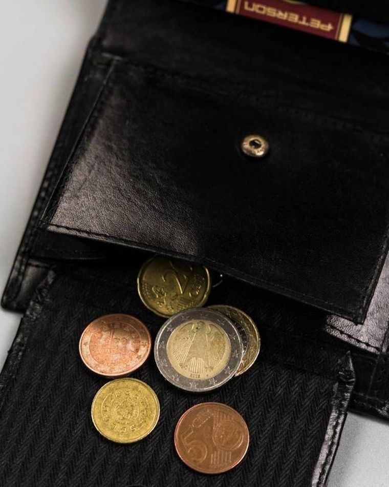 Portfel, czarny, skórzany, Peterson