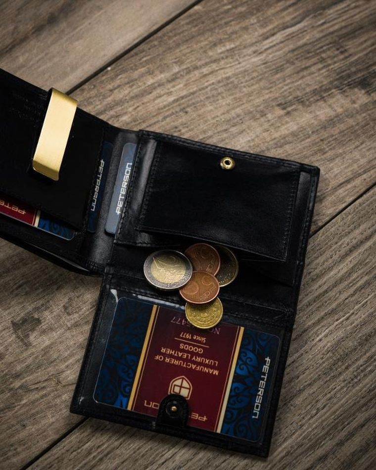 Portfel, czarny, skórzany, Peterson