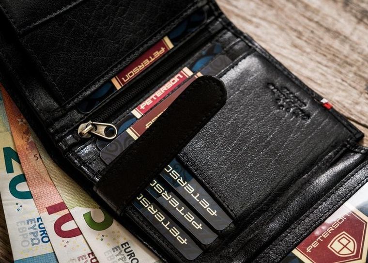 Portfel, czarny, skórzany, Peterson