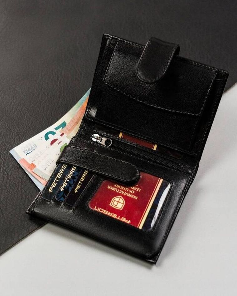 Portfel, czarny, skórzany, Peterson