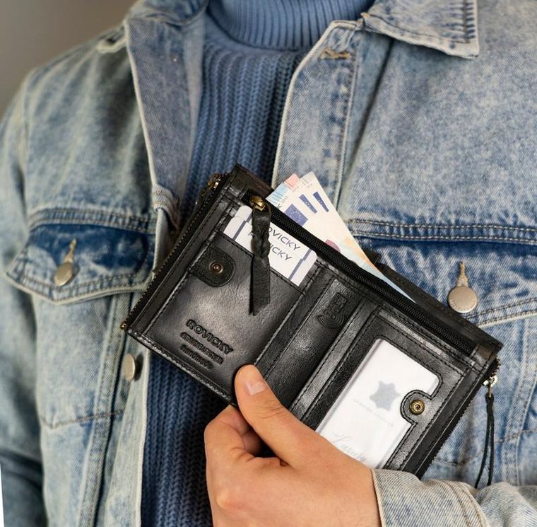 Portfel, czarny, skórzany, RFID, Rovicky