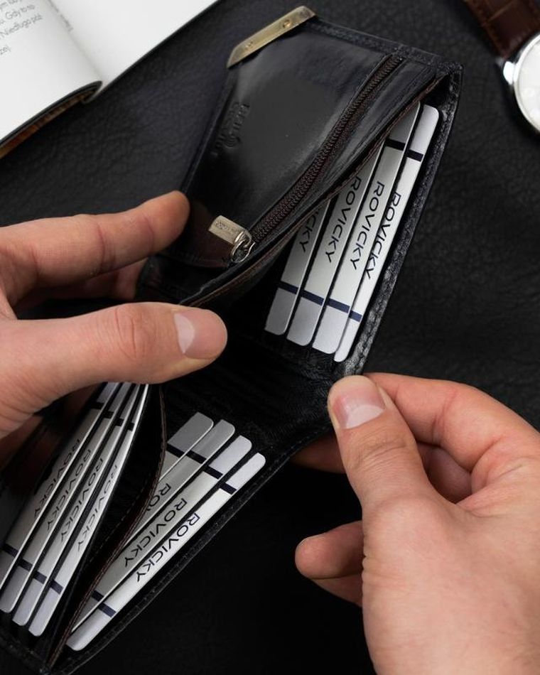 Portfel, czarny, skórzany, RFID, Rovicky