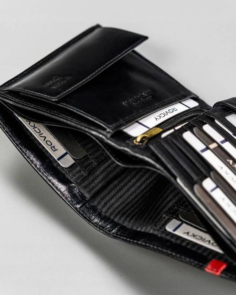 Portfel, czarny, skórzany, Rovicky