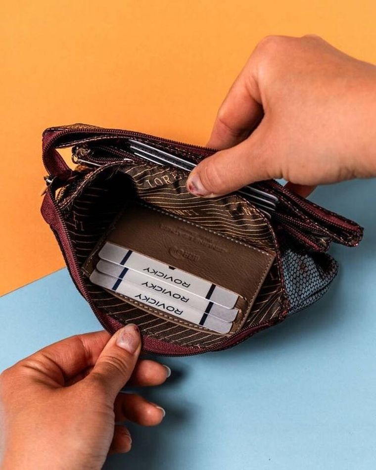 Portfel, czerwony, skórzany, RFID, Lorenti