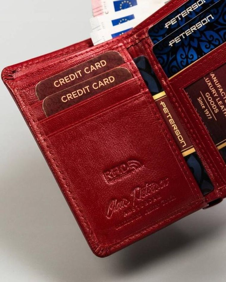 Portfel, czerwony, skórzany, RFID, Peterson
