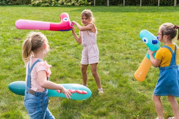 Quut, dmuchany makaron do pływania, dino