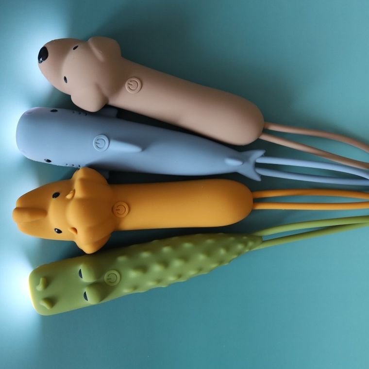 Rabbit & Friends, bezpieczna latarka, Rekin Sharky