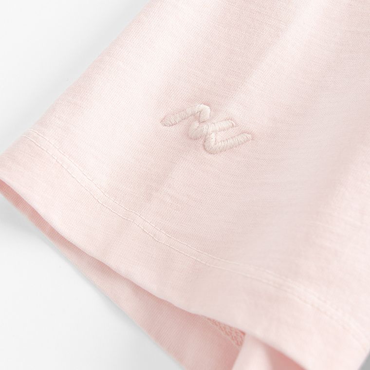 Różowy t-shirt o kroju cropp boxy NOWEAR