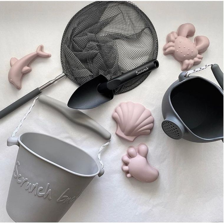 Scrunch, Bucket, wiaderko, konewka, koralowe