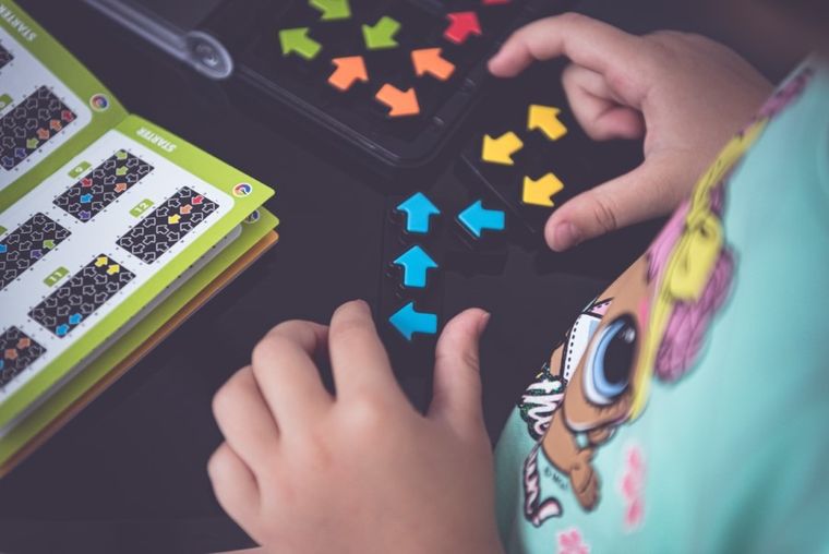 Smart Games, IQ Arrows, gra logiczna