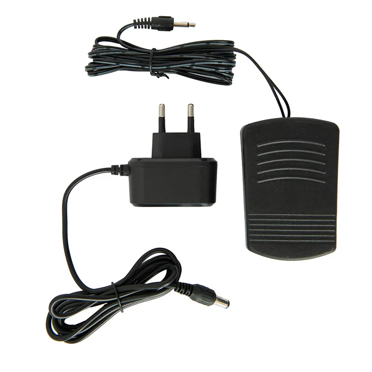 Smiki, Stylo, maszyna do szycia