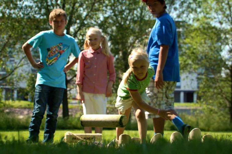 Tactic, Mölkky w drewnianej skrzynce, gra zręcznościowa