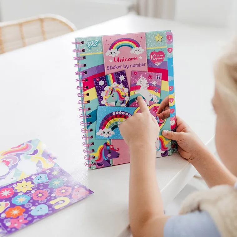 Totum, Unicorn, wyklejanie po numerach