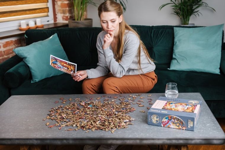 Trefl, Czarodziejska komnata, puzzle drewniane, 1000 elementów