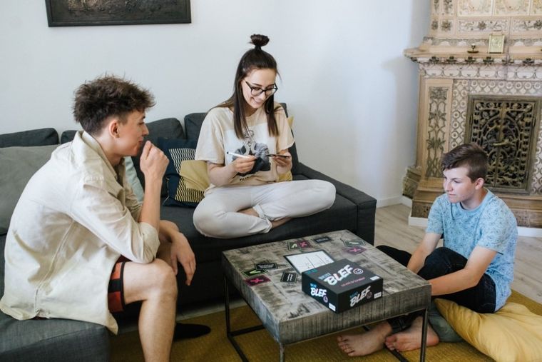 Trefl, Niezły Blef, gra towarzyska