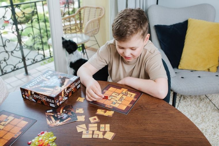 Trefl, Tajemnicze Podziemia, Edycja 2022, gra familijna