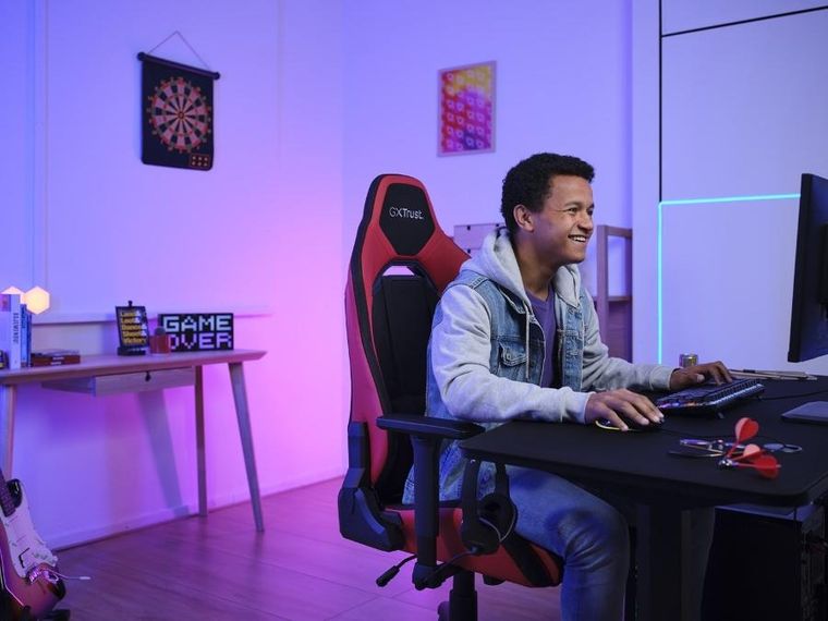 Trust, GXT 714R Ruya, fotel gamingowy, czerwony