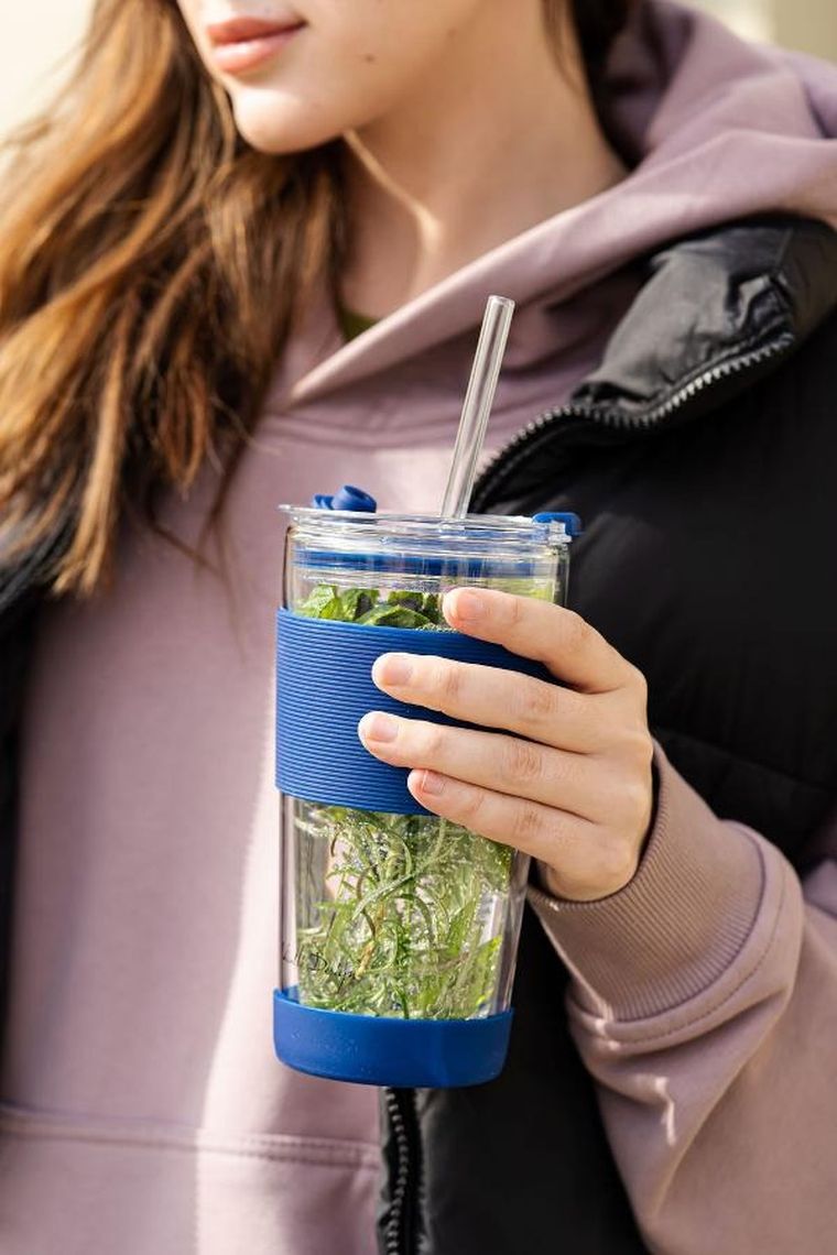 Vialli Design, kubek termiczny szklany ze słomką, 600 ml, granatowy Fuori