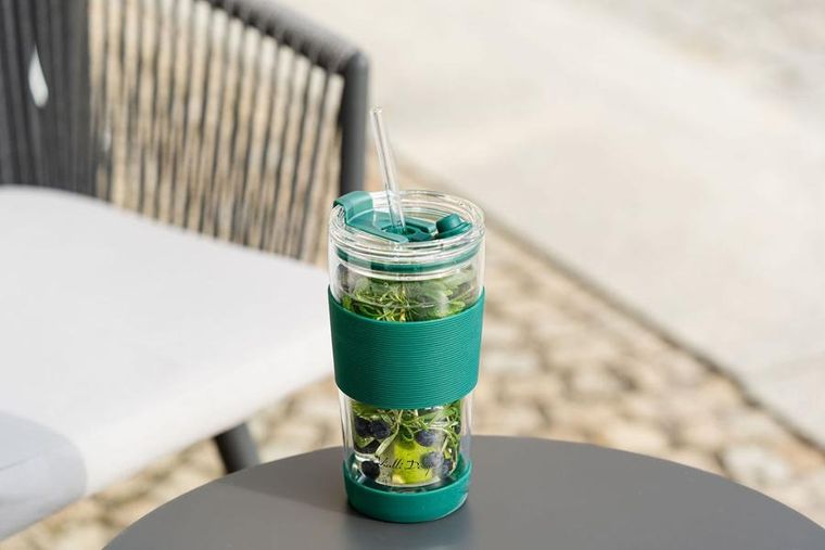 Vialli Design, kubek termiczny szklany ze słomką, 600 ml, zielony Fuori