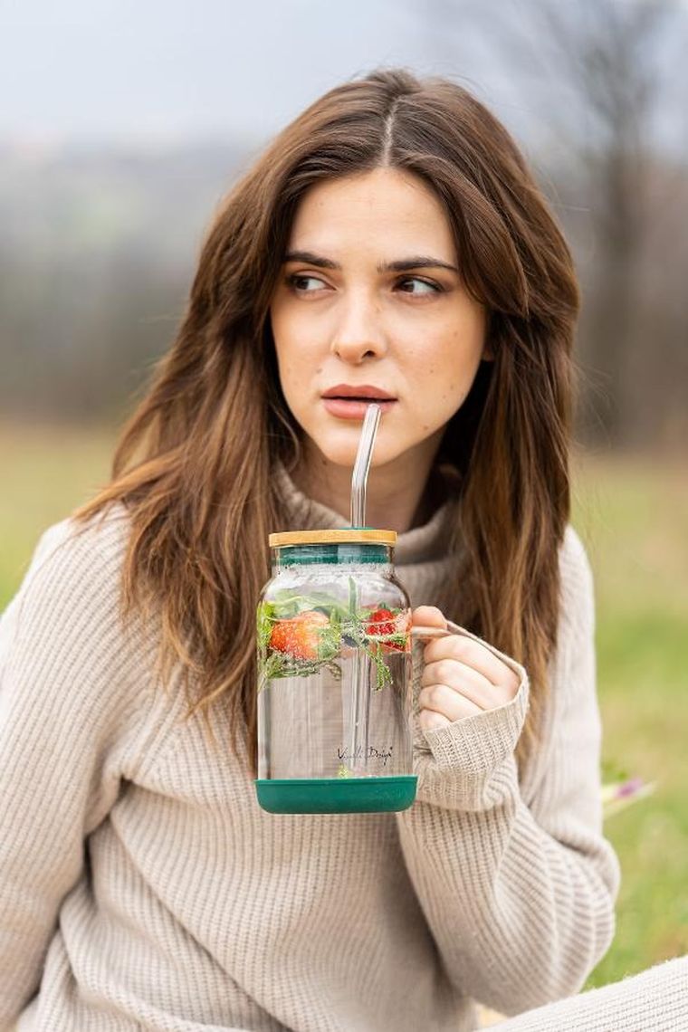 Vialli Design, słoik ze słomką, 600 ml, zielony Fuori