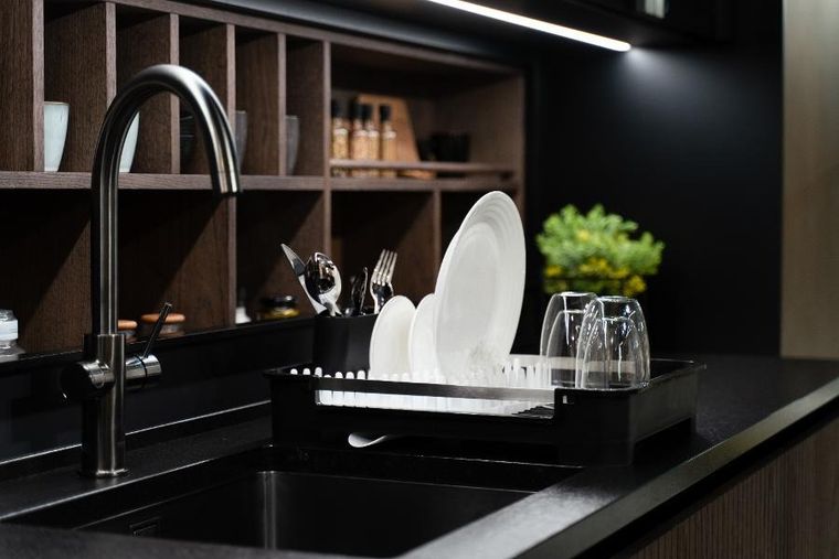 Vialli Design, Soho, ociekacz na naczynia, czarny