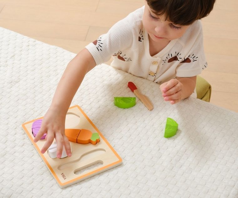 Viga, kolorowe warzywa do krojenia