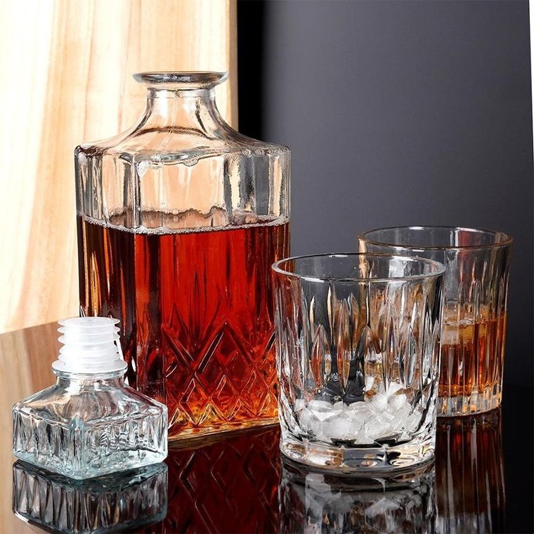 Vilde, karafka do whisky, szklana, 900 ml