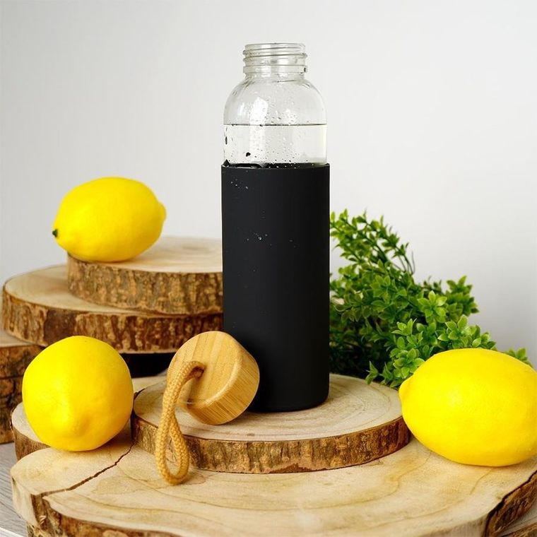 Vilde, szklana butelka na wodę z silikonowym pokrowcem, 600 ml