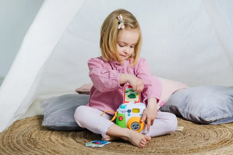 Vtech, Pstryk Pstryk Aparacik, zabawka interaktywna