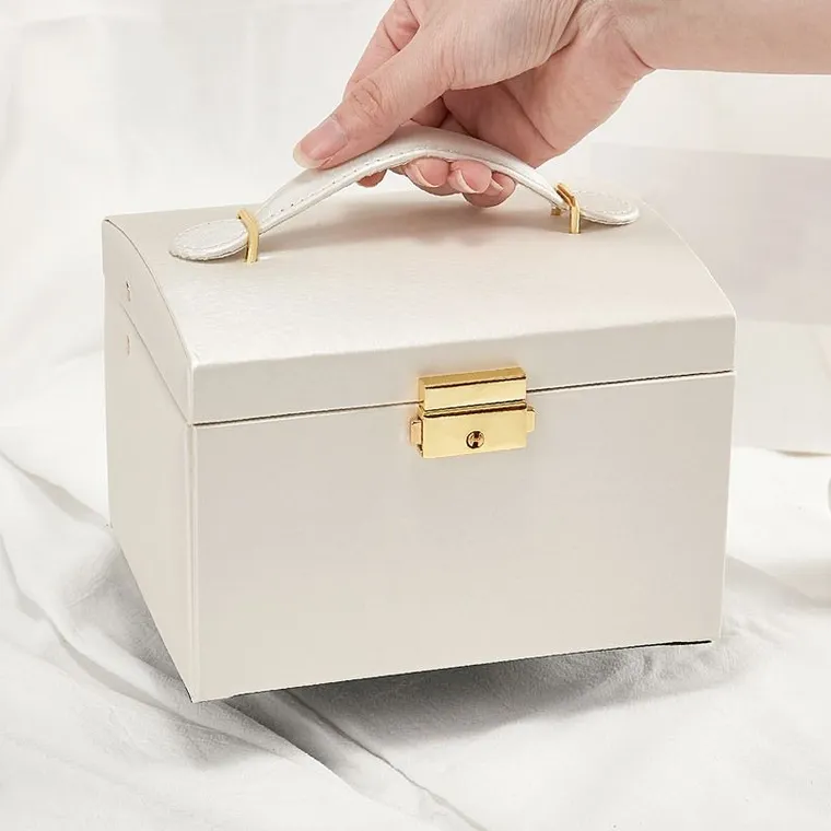 Wielopoziomowa szkatułka, kuferek na biżuterię, czarny