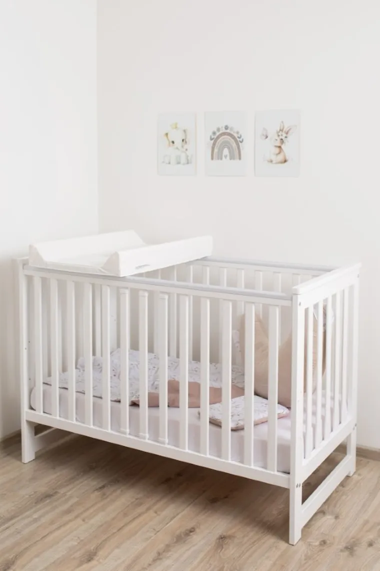 Yoonco, IWI, łóżeczko drewniane z barierką, beż