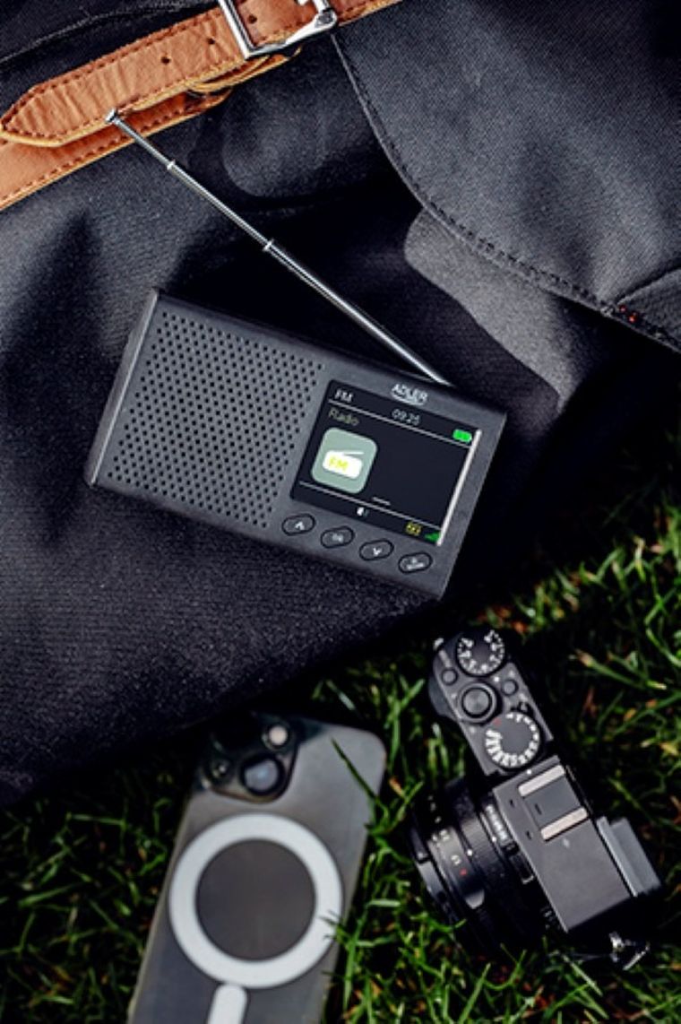 Adler, radio przenośne, LCD
