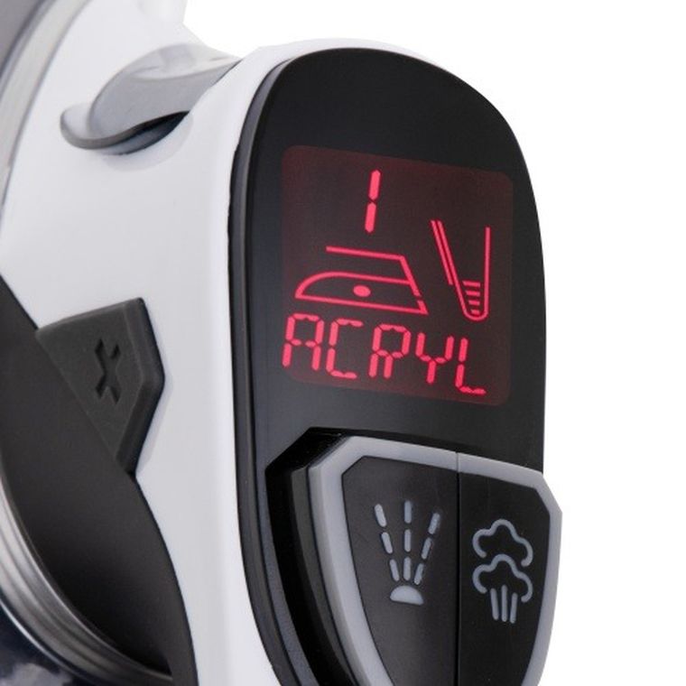 Adler, żelazko parowe z ekranem LCD