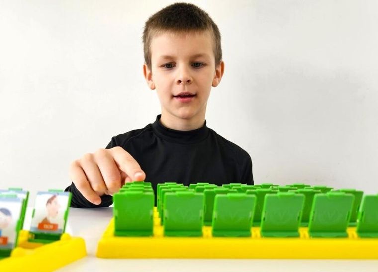 Alexander, Inspektor Pytanko na urodzinach, gra familijna