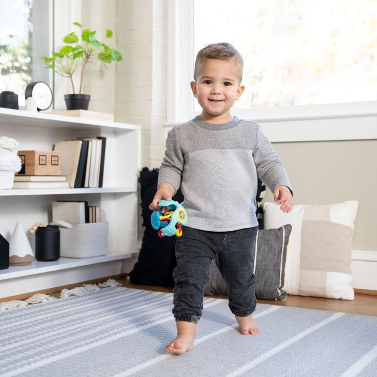 Baby Einstein, Rattle & Sense, piłka sensoryczna z gryzakiem