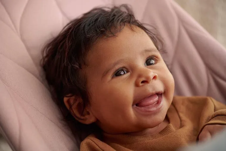 BabyBjörn, Bliss Woven, Petal Quilt, leżaczek, zgaszony róż