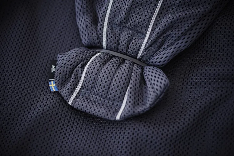 BabyBjörn, Mini 3D Mesh, nosidełko, antracytowy