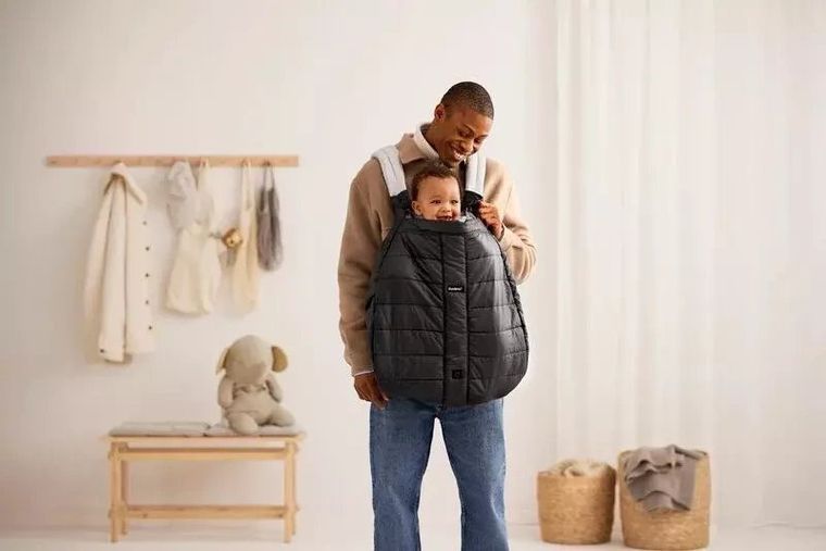 BabyBjörn, zimowy pokrowiec do nosidełka, black