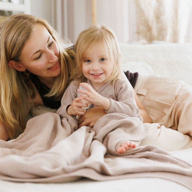 BabyOno, kocyk bawełniany z ociepleniem, jasny beż, 75-100 cm